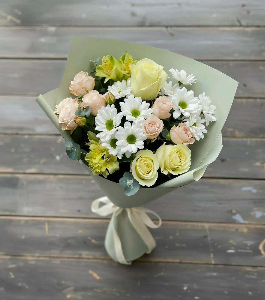 Букет цветов из: Альстромерии, Розы и Хризантемы в Лальске