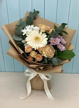 Букет цветов из:  Герберы и Хризантемы в Лальске