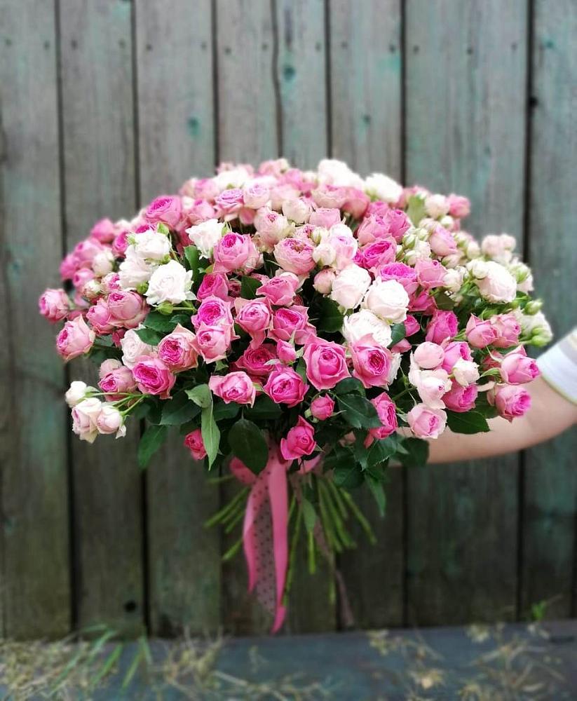 Букет Розовые кустовые розы Натали и Лав Лидия в Лальске