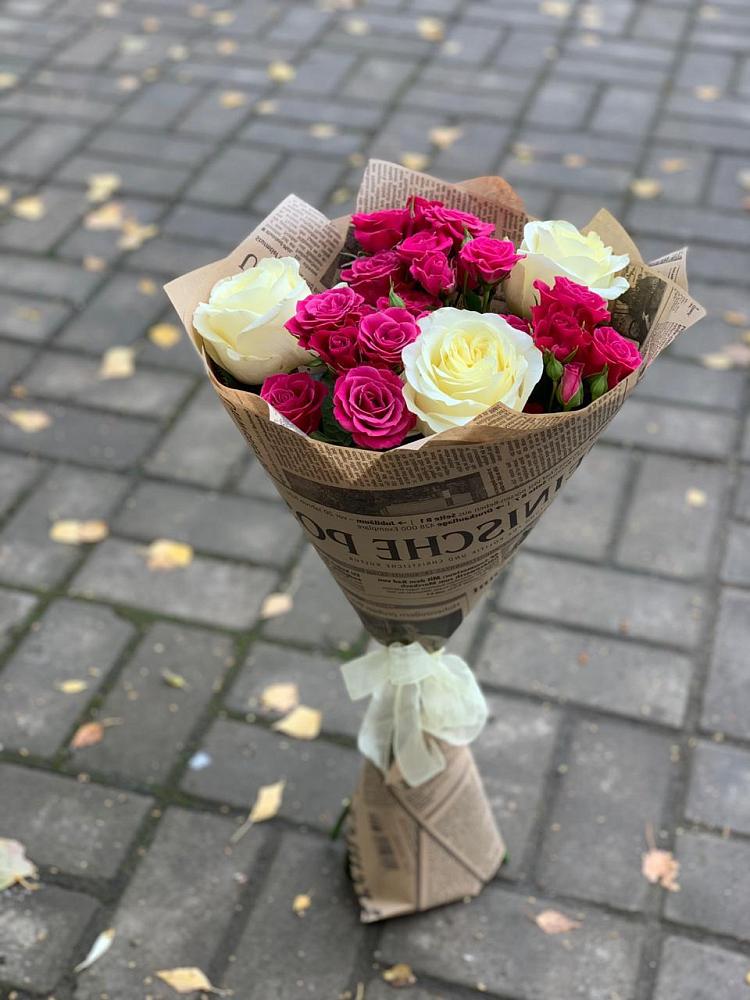 Букет цветов из: Розы в Лальске