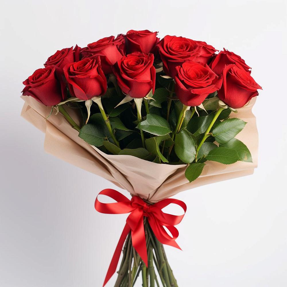 Букет 11 Красных роз Эдлесс Лав в Лальске